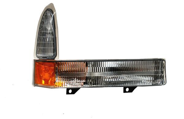 Cuarto Frontal Y Punta Ford Super Duty 1999-2004/ Excursion 2000-2004 Bicolor TYC