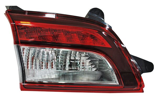 Calavera Outback 15 Interior C/Foco TYC Mtp Izquierda
