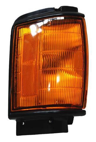 Cuarto Punta Toyota Pu 1984-1988 2Wd/ 4Runner 1984-1986 Ambar Negro 5 TYC Derecho