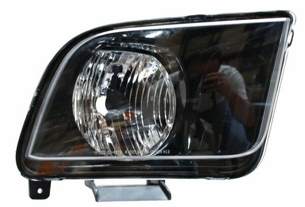 Faro Mustang 2005-2006 TYC Derecha