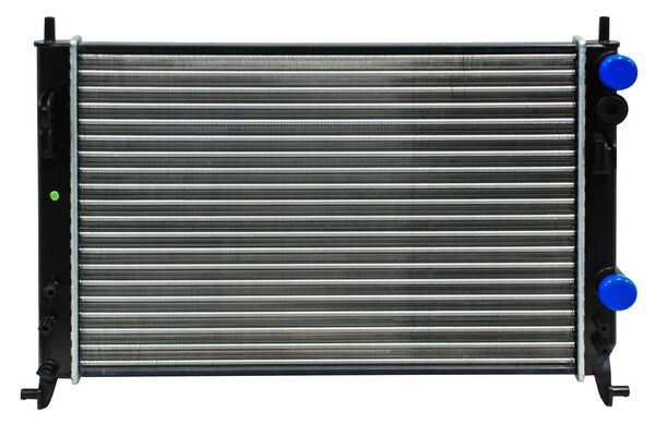 Radiador Ram 700 2015-2020/ Palio/ Strada 2008-2011/ Albea 2009-2011 Std L4 1.6L/ 1.8L 13 3/7X 20 1/2 Aluminio Mecanico Cn 892 677 Mvp