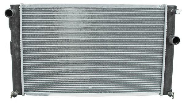Radiador Prius 2010-2015 Aut L4 1.8L 14 4/7X 23 5/8 Aluminio Soldado Cn 892 *****