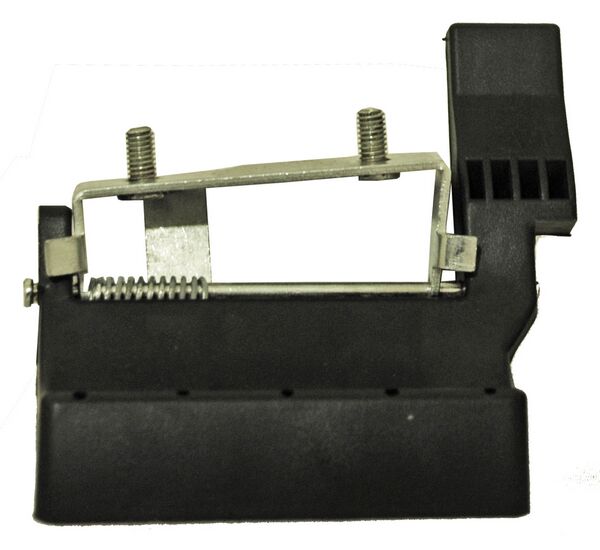 Manija Tapa Trasera Tracker 1999-2004 Plastico Gatillo