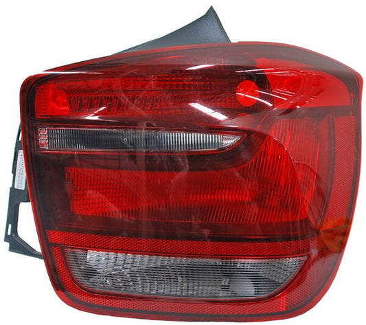 Calavera BMW Serie 1 2013-2015 S/Arnes TYC Derecha