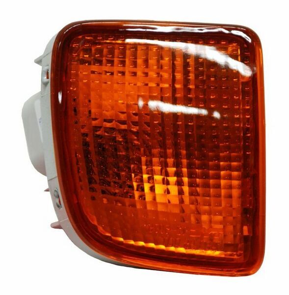 Cuarto Frontal Tacoma 1998-2000 2Wd Prerunner/ 4Wd TYC Derecho