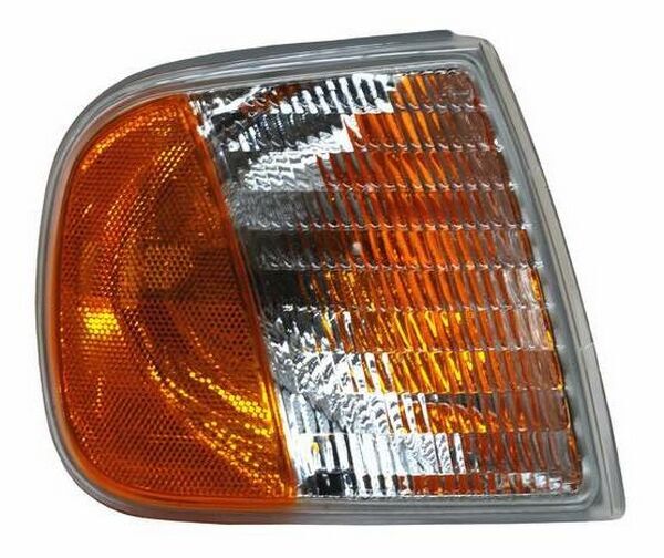 Cuarto Punta Ford Pickup 1997-2004/ Expedition 1997-2002 4 TYC Derecho