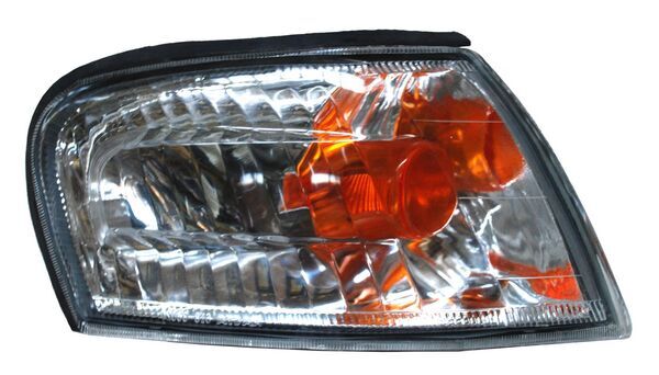 Cuarto Punta Nissan Sentra 00 Cristal TYC Derecho