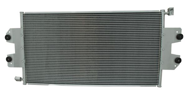 Condensador Chevrolet Van Express/ Savana 2003-2016 Cn 892