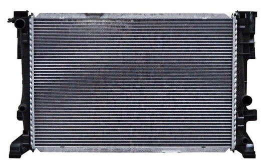 Radiador Mercedes Benz Cla 250 2013-2019/ Gla 250 2014-2020 Aut L4 2.0L 16 1/2X 25 1/5 Aluminio Soldado 892