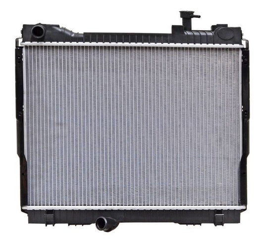 Radiador Cabstar 2008-2018 Std L4 2.5L Diesel 17 1/2X 23 1/4 Aluminio Soldado 7530 72502