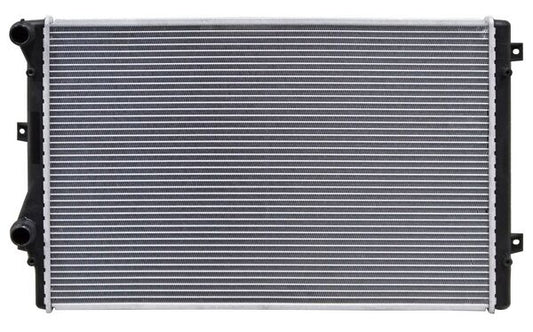 Radiador Jetta Clasico 2008-2015 L4 2.0L Turbo 16 1/3X 25 1/2 Aluminio Soldado Cn 7530 892 336