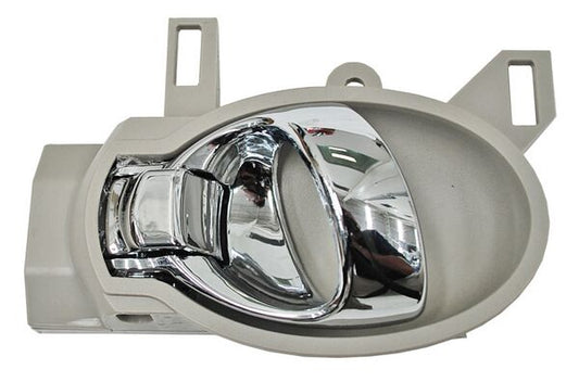 Manija Interior Versa 202012-202019/ V-Drive 2020-2023/ March 2012-2020/ Juke 2011-2014/ Note 2014-2019 Gris/ Cromo Delantera/ Trasera Plastico Izquierdo