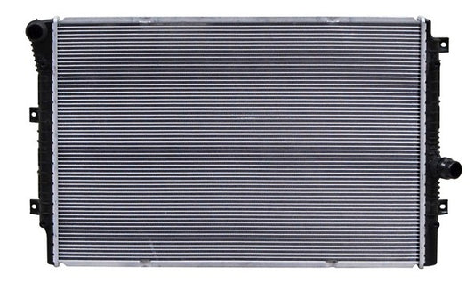 Radiador Jetta 2015-2019/ Beetle 2012-2019 Std L4 2.0L/ 2.5L 17 5/8X 25 4/7 Aluminio Soldado 892